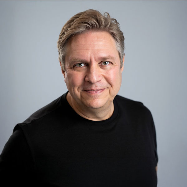 Serial Entrepreneur & Executive Board Member (META, VC, QUALCOMM…) 